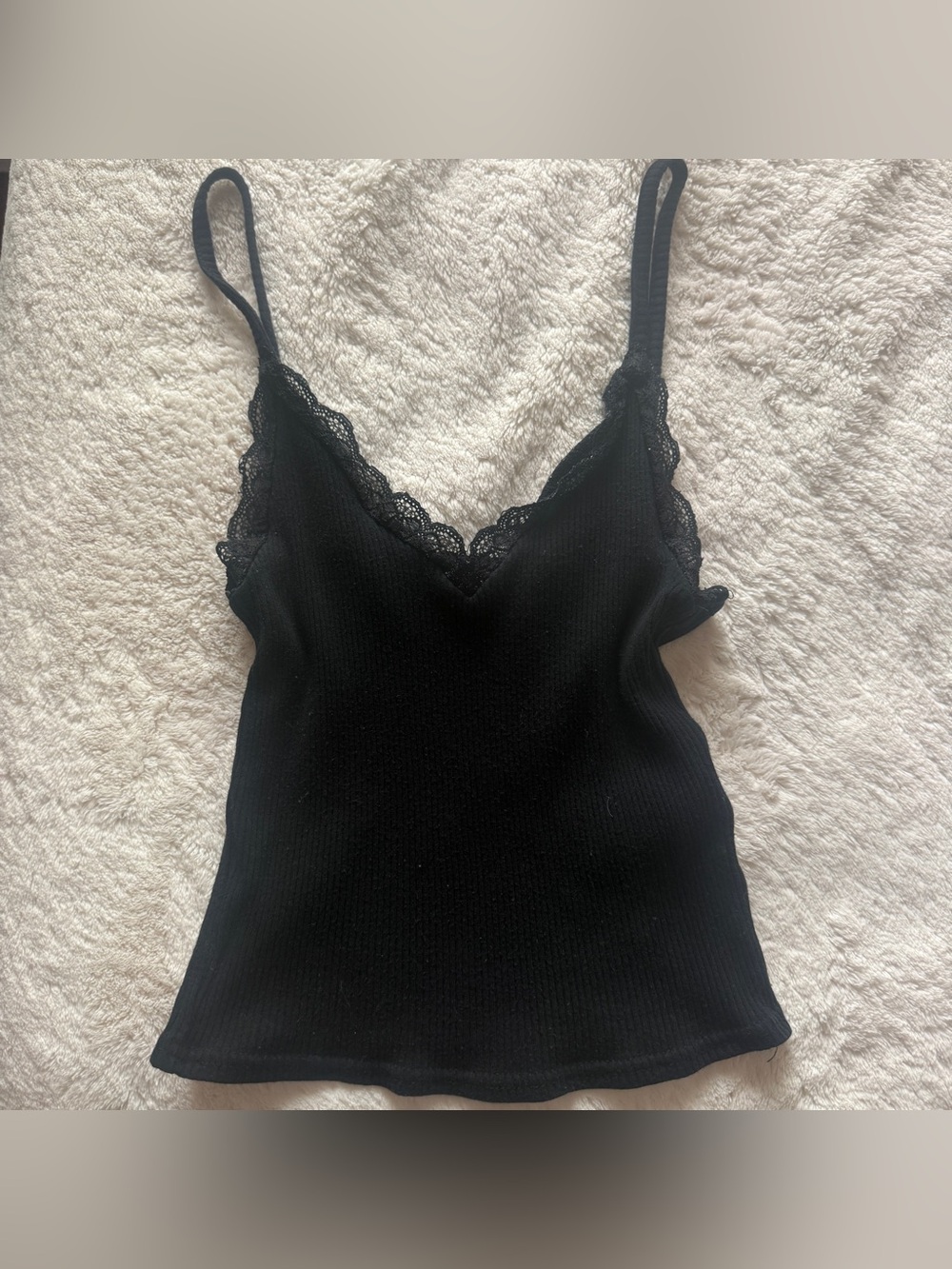 UO lace tank